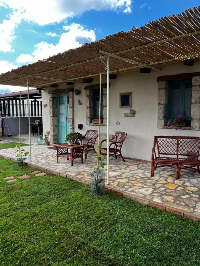 Graziosa Stanza Campidanese Su Segundu Pension Oristano Buitenkant foto